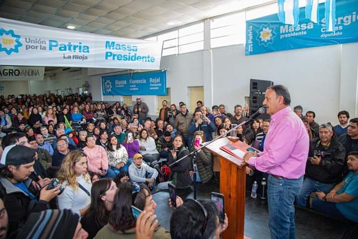 QUINTELA SE COMPROMETIÓ EN GARANTIZAR QUE LA LA FÓRMULA MASSA-ROSSI CUMPLA SU COMPROMISO  CON LOS RIOJANOS