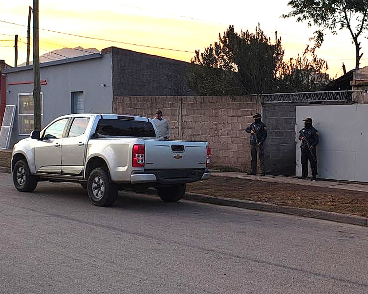 POLICIA FEDERAL DETUVO A DOS PERSONAS Y DESARTICULÓ UN PUNTO DE VENTA DE DROGA EN LA ZONA SUR