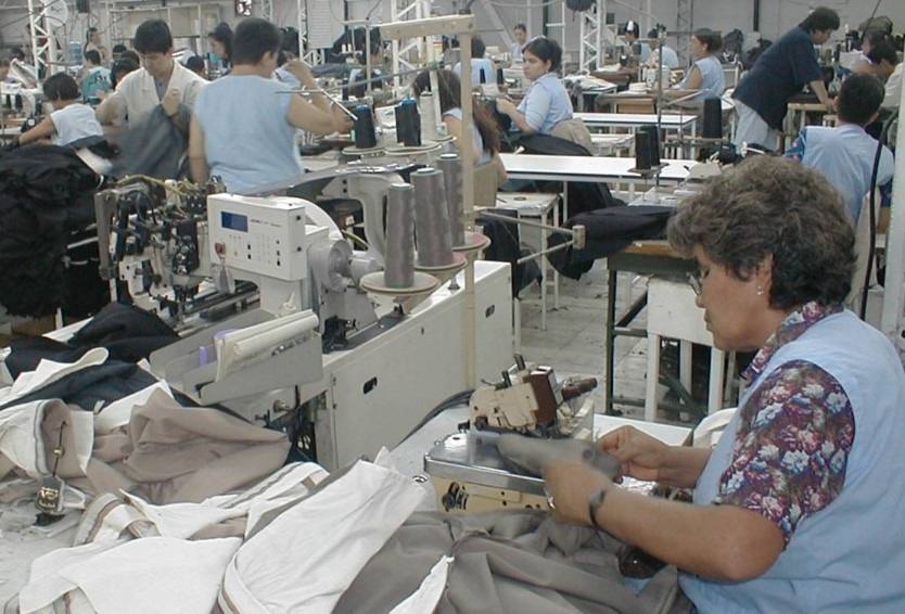 IMPULSAN LA EMERGENCIA EN LA INDUSTRIA TEXTIL