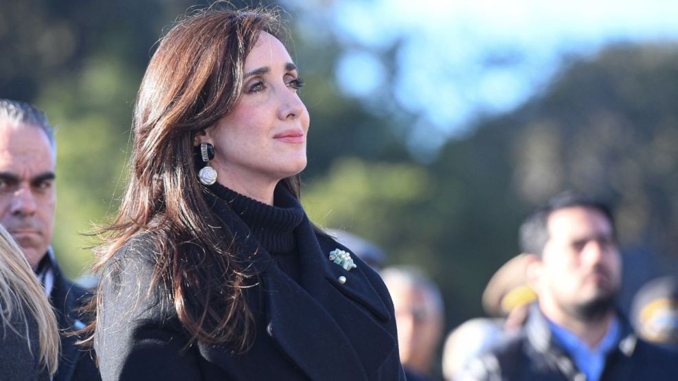 VILLARRUEL AFIRMÓ QUE SI EL OFICIALISMO QUIERE RECORTAR GASTOS LO HAGA EN 