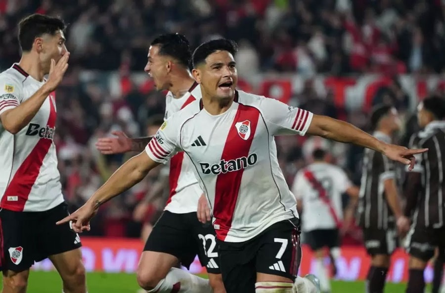  RIVER LE GANÓ A PLATENSE EN SU DEBUT EN EL CLAUSURA