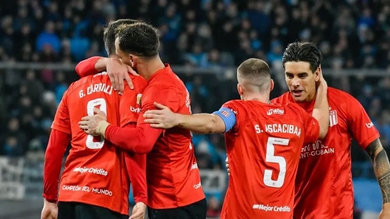   ESTUDIANTES DE LA PLATA LE GANÓ CON LO JUSTO A RACING EN AVELLENEDA