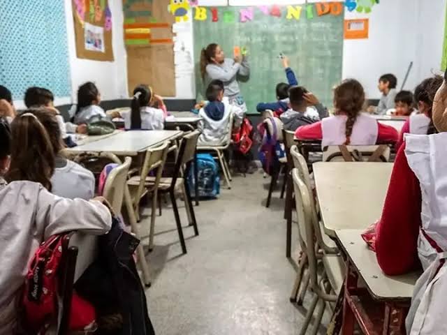 EDUCACI&Oacute;N AUTORIZ&Oacute; A LAS ESCUELAS A FLEXIBILAZAR HORARIOS ANTE EL ALERTA DE FRIO EXTREMO