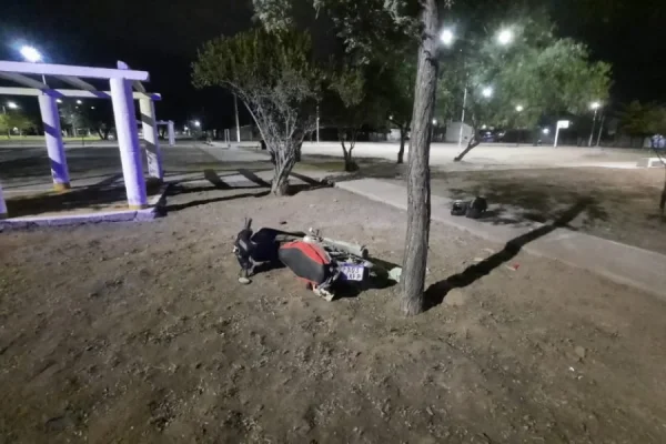 J&Oacute;VEN MOTOCICLISTA HERIDO EN UN SINIESTRO VIAL 