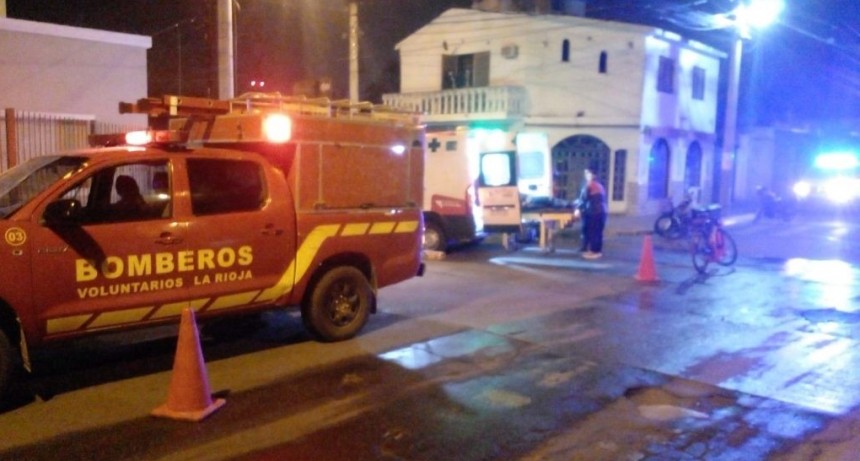 UNA MOTOCICLISTA HERIDAS TRAS SER EMBESTIDA POR UN VEHICULO QUE SE DIO A LA FUGA