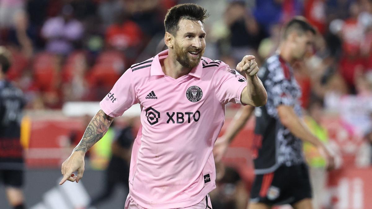 MESSI CON UN GOLAZO LE DIO LA VICTORIA AL INTER DE MIAMI SOBRE NUEVA YORK RED BULL