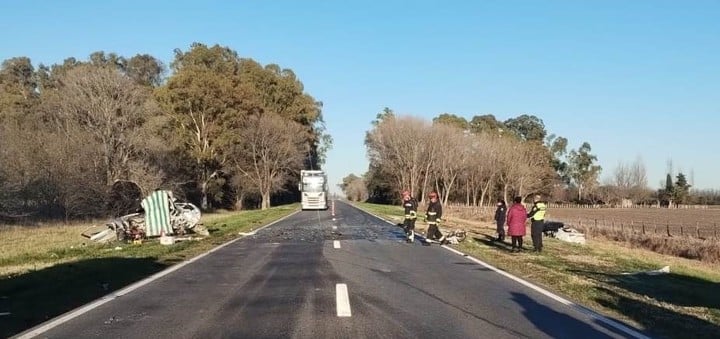 CHOQUE FRONTAL DEJÓ CINCO MUERTOS