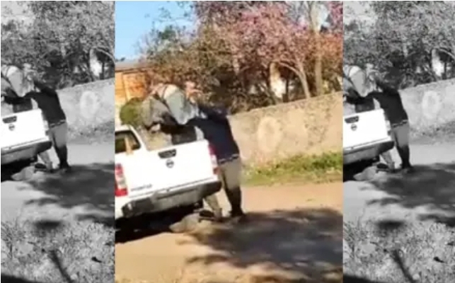 VECINOS ATRAPARON A UN LADRÓN, LO ATARON CON UNA SOGA Y LO TIRARON EN LA CAJA DE UN PATRULLERO