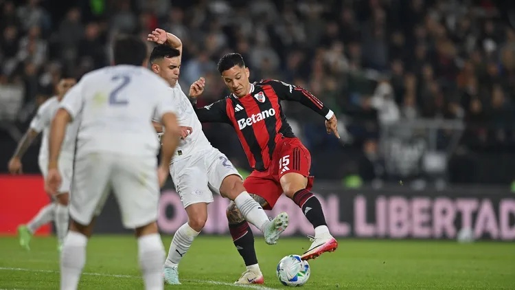 RIVER EMPATÓ CON LIBERTAD Y DEFINE EN EL MONUMENTAL