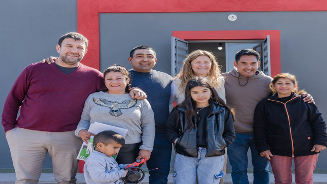 EL PLAN ANGELELLI AVANZA EN EL INTERIOR CON ENTREGA DE VIVIENDAS