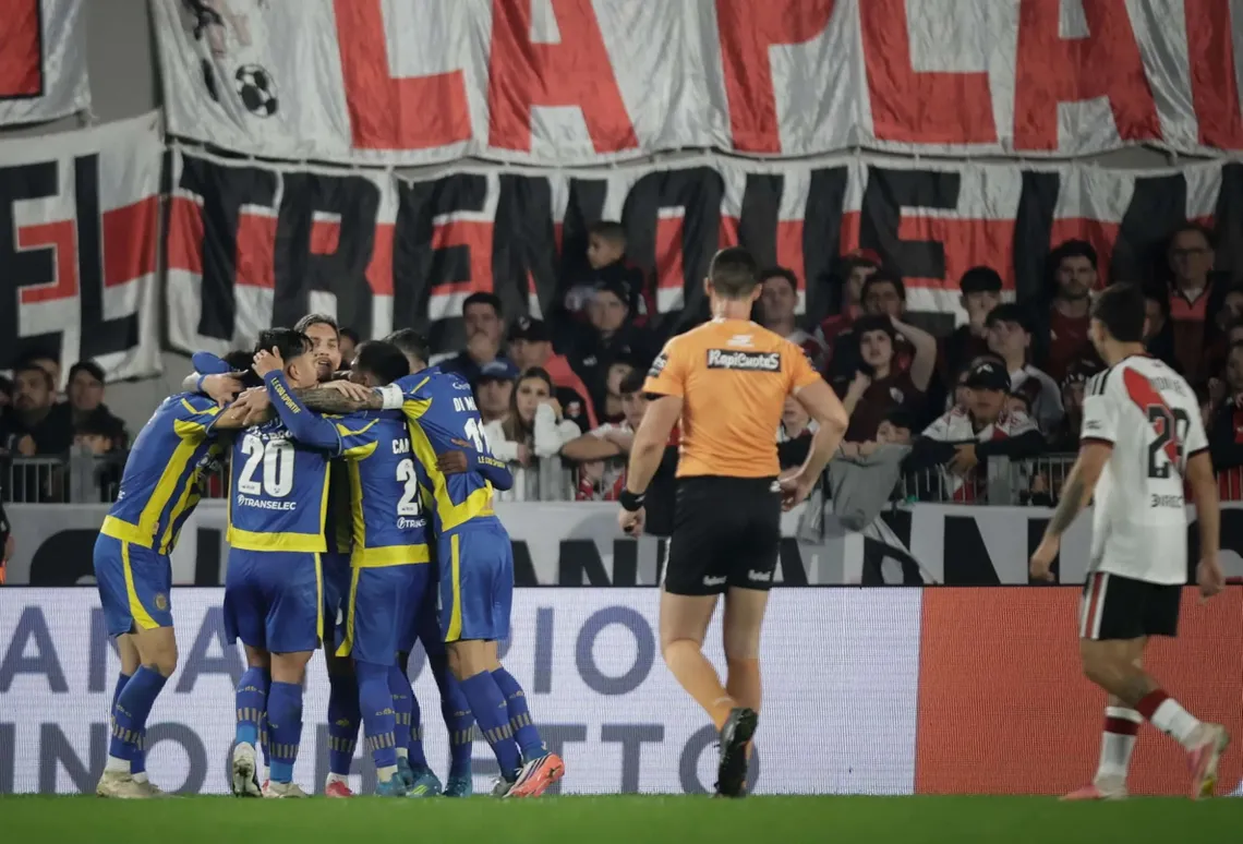 RIVER PERDI&Oacute; CON CENTRAL Y EL MONUMENTAL EXPLOT&Oacute;