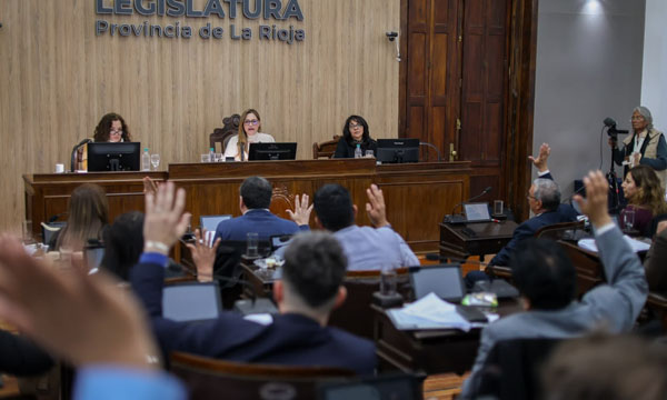 LA LEGISLATURA APROB&Oacute; NUEVAS HERRAMIENTAS PARA AFRONTAR LA CRISI ECON&Oacute;MICAS EN LA RIOJA
