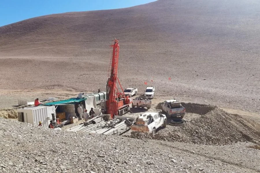 NUEVO HALLAZGOS DE ORO Y PLATA EN EL PROYECTO DE PE&Ntilde;AS NEGRAS