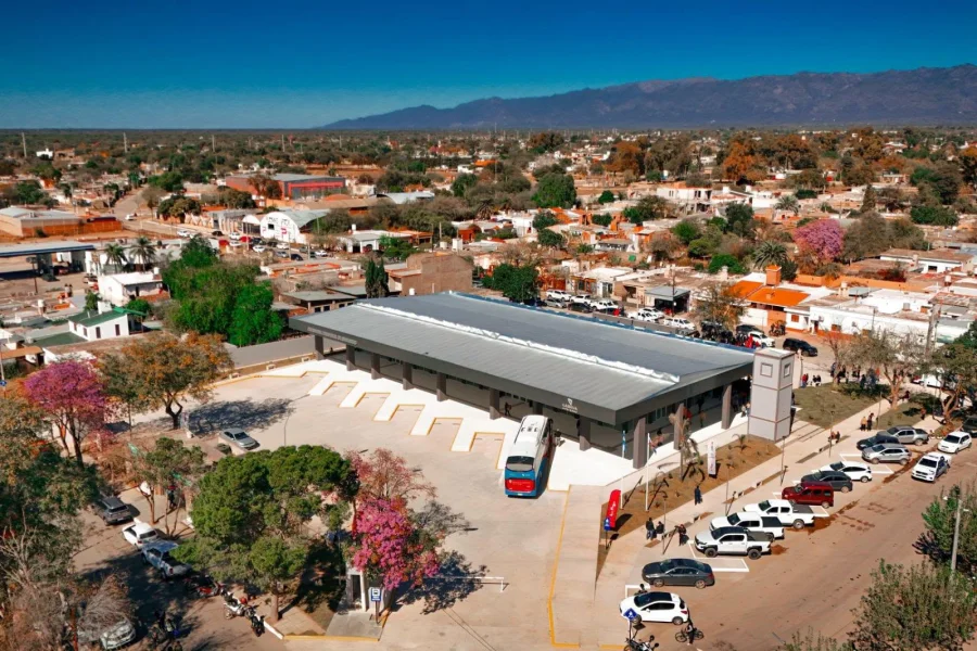 CHAMICAL INAUGUR&Oacute; SU NUEVA TERMINAL DE &Oacute;MNIBUS EN SU ANIVERSARIO