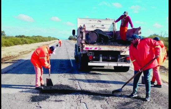 VIALIDAD PROVINCIAL CONTIN&Uacute;A CON EL MANTENIMIENTO Y RECUPERACI&Oacute;N DE CAMINOS EN LA PROVINCIA