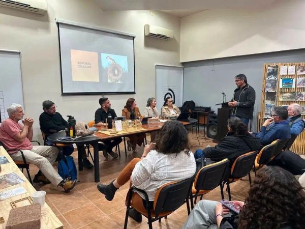 CONCEJALES JUNTO A  PROFESIONALES DEBATIERON SOBRE BIOCONSTRUCCI&Oacute;N Y DESARROLLO SUSTENTABLE EN LA RIOJA 