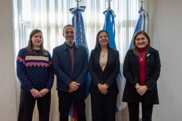  HAY DOS NUEVAS ACREDITACIONES DE CARRERAS EN LA NUEVA UNLAR