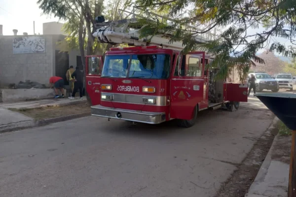 UNA MADRE DEJ&Oacute; SOLO A SU HIJO DE 8 A&Ntilde;OS PARA IR AL GIMNASIO Y SE LE INCENDI&Oacute; LA VIVIENDA