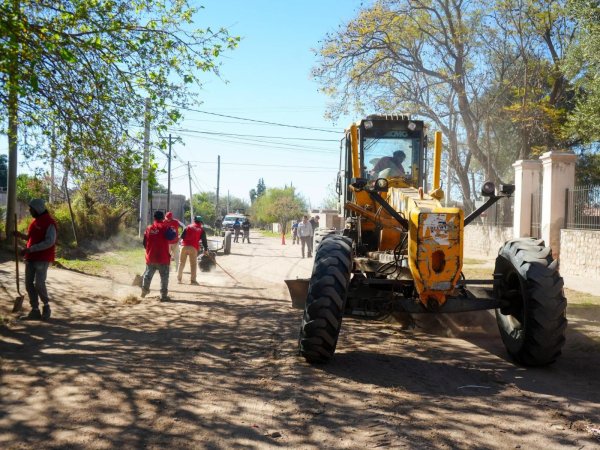 EL MUNICIPIO COMPLET&Oacute; PLAN DE SERVICIOS INTEGRALES EN EL BARRIO COCHANGASTA CON FUERTE PRESENCIA TERRITORIAL 