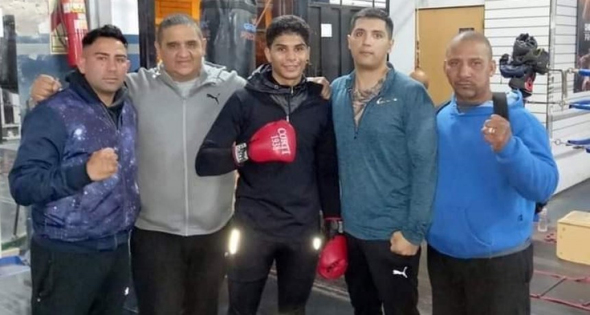 SANSÓN ROSA A LA ESPERA DE SU DEFENSA DEL TÍTULO FEDELATIN AMB WELTER