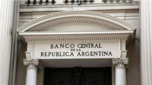 EL BANCO CENTRAL ANUNCIÓ LO QUE HARÁ CON LAS TASAS DE INTERÉS DE PLAZOS FIJOS