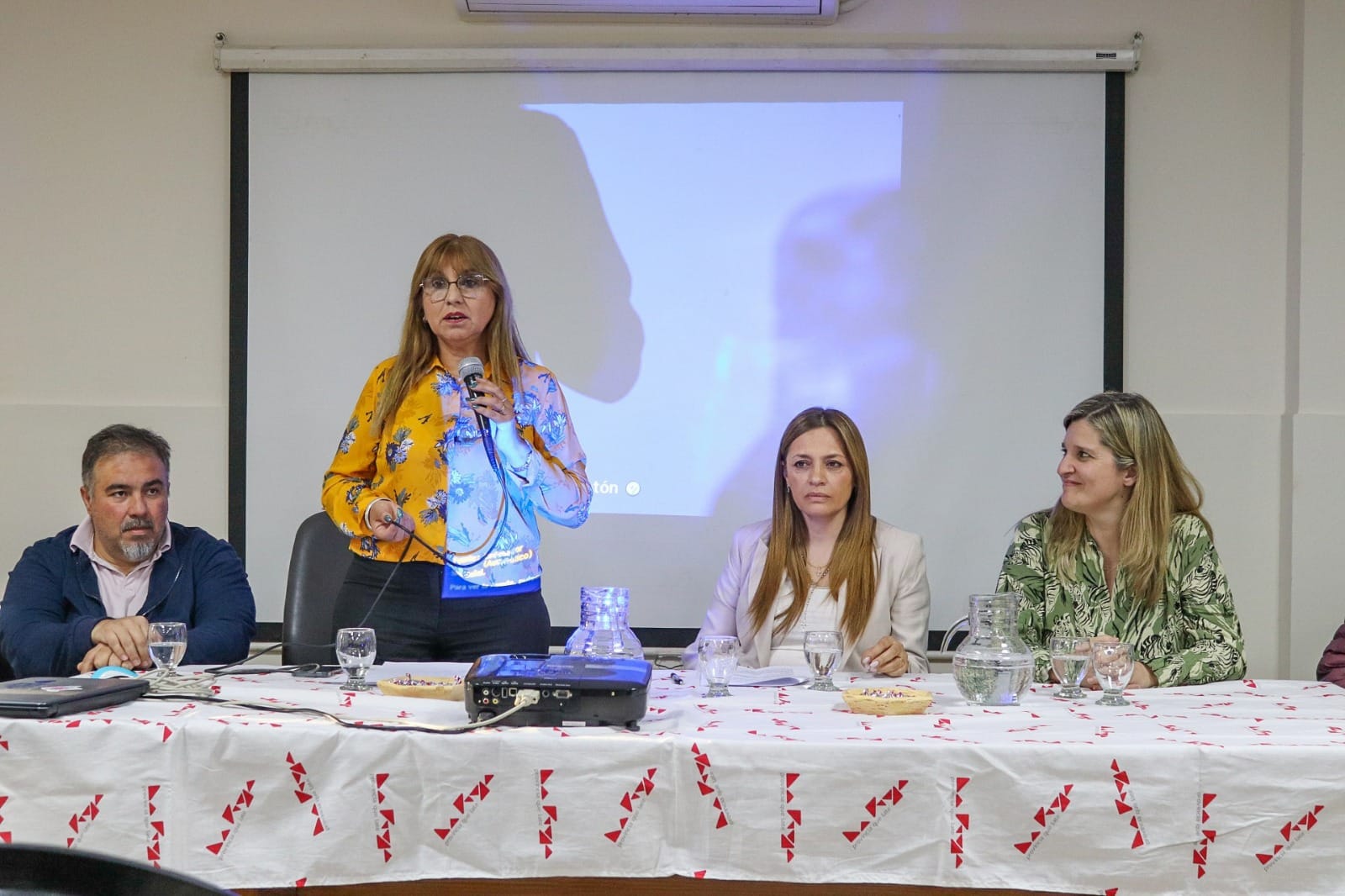 PRESENTARON EL PROGRAMA NACIONAL QUALITAS 190 PARA LA PREVENCIÓN Y ERRADICACIÓN DE LA VIOLENCIA Y EL ACOSO EN EL MUNDO LABORAL