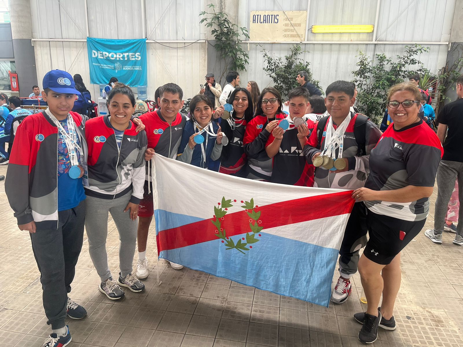 BRILLANTE JORNADA EN EL AGUA: NATACIÓN ADAPTADA APORTÓ DIEZ MEDALLAS