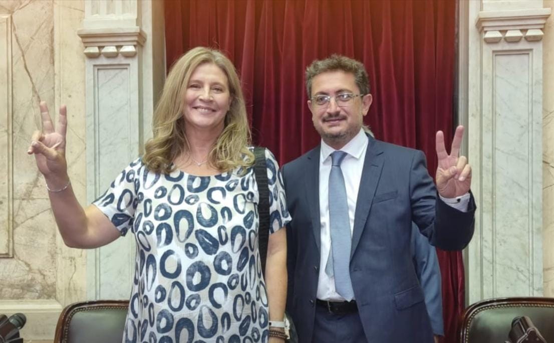 LEGISLADORES RIOJANOS FESTEJARON EL RECHAZO A LOS VETOS DE MILEI