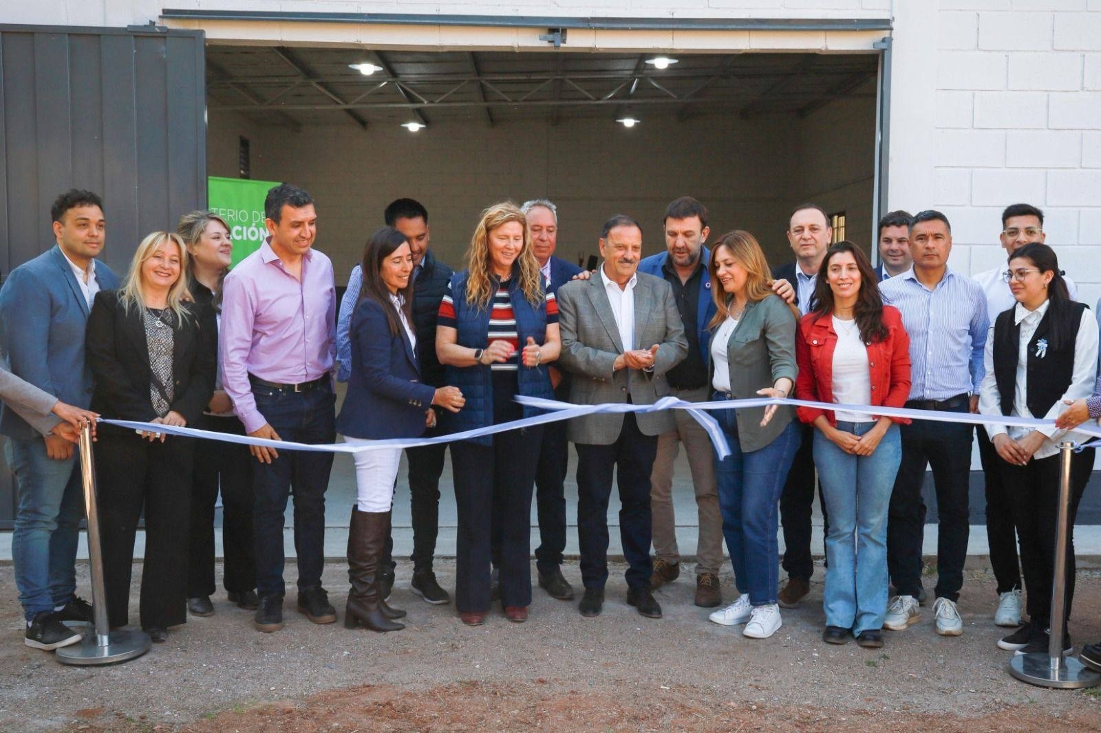 GOBIERNO PROVINCIAL SIGUE IMPULSANDO LA EDUCACIÓN Y LA PRODUCCIÓN AGROPECUARIA