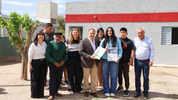 NUEVAS FAMILIAS ACCEDEN A SU HOGAR  A TRAV&Eacute;S DEL PLAN ANGELELLI