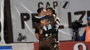 PLATENSE LE GANÓ EN EL FINAL A ESTUDIANTES Y EMPIEZA A OLVIDARSE DEL DESCENSO