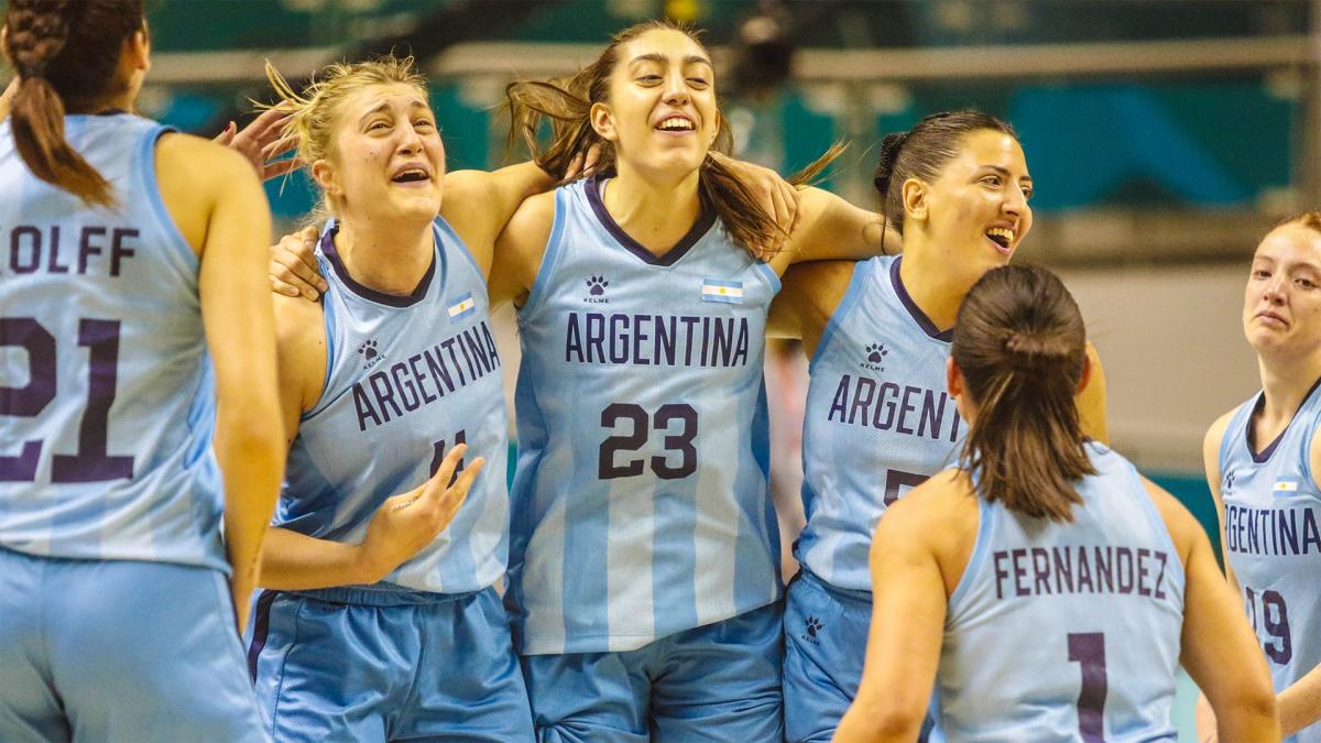 ARGENTINA METIÓ UN TRIUNFO HISTORICO Y VA POR LAS MEDALLA