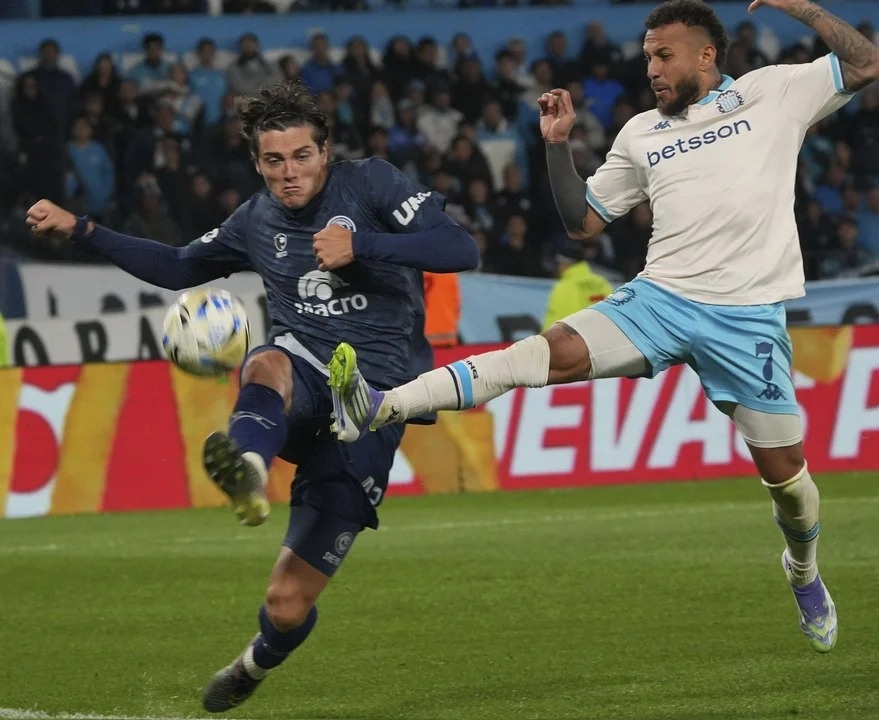 RACING E INDEPENDIENTE DE MENDOZA EMPATARON SIN GOLES EN AVELLANEDA