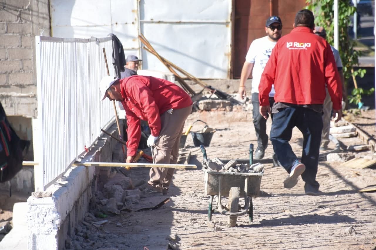  EL INTENDENTE DE LA CAPITAL RECORRIÓ OBRAS CON CANDIDATOS DE FUERZA FEDERAL