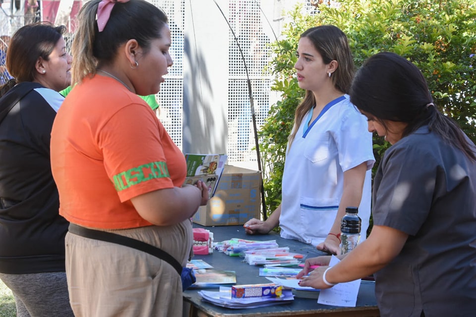 CONTINUAN LOS OPERATIVOS SANITARIOS EN LOS BARRIOS PARA FORTALECER EL ACCESO A LA SALUD