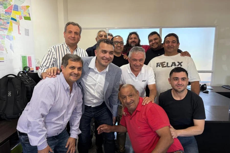 TAXISTAS ASEGURAN QUE UBER MOTO SERÁ PROHIBIDA EN LA CAPITAL